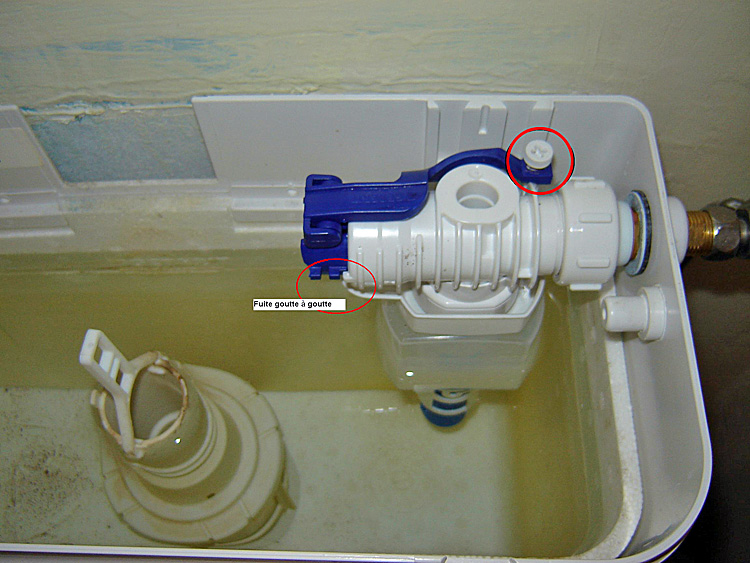 Comment réparer une fuite sur un wc suspendu Geberit ?