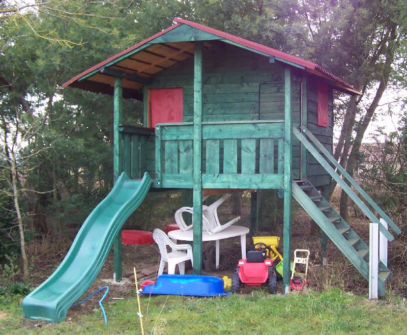 Plan Fabrication Cabane Pour Enfants Planches De Bois Bricolage Maison Construire Une Cabane Exterieur Jeux De Plein Air